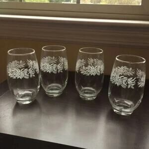 Vintage 80s Libbey Holiday Accents "Ribbons & Bows" tumblers